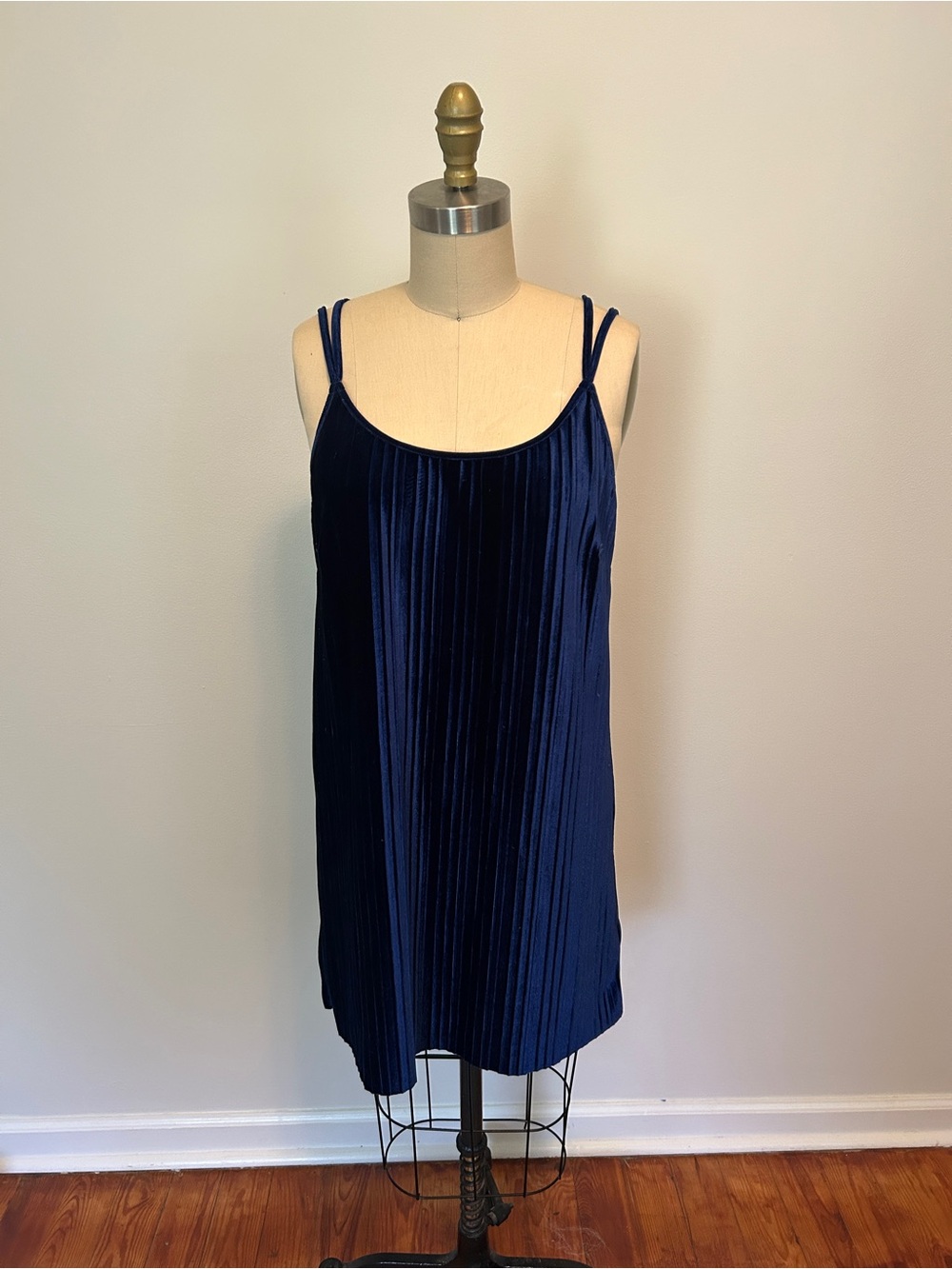 Size M Navy Blue Pleated Velvet Dress / Jumper / Tunic - Jack by BB Dakota